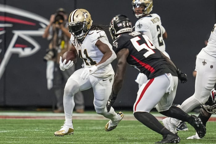 New Orleans Saints running back Alvin Kamara (41) runs against Atlanta Falcons linebacker Rashaan Evans (54). Mandatory Credit: Dale Zanine-USA TODAY Sports